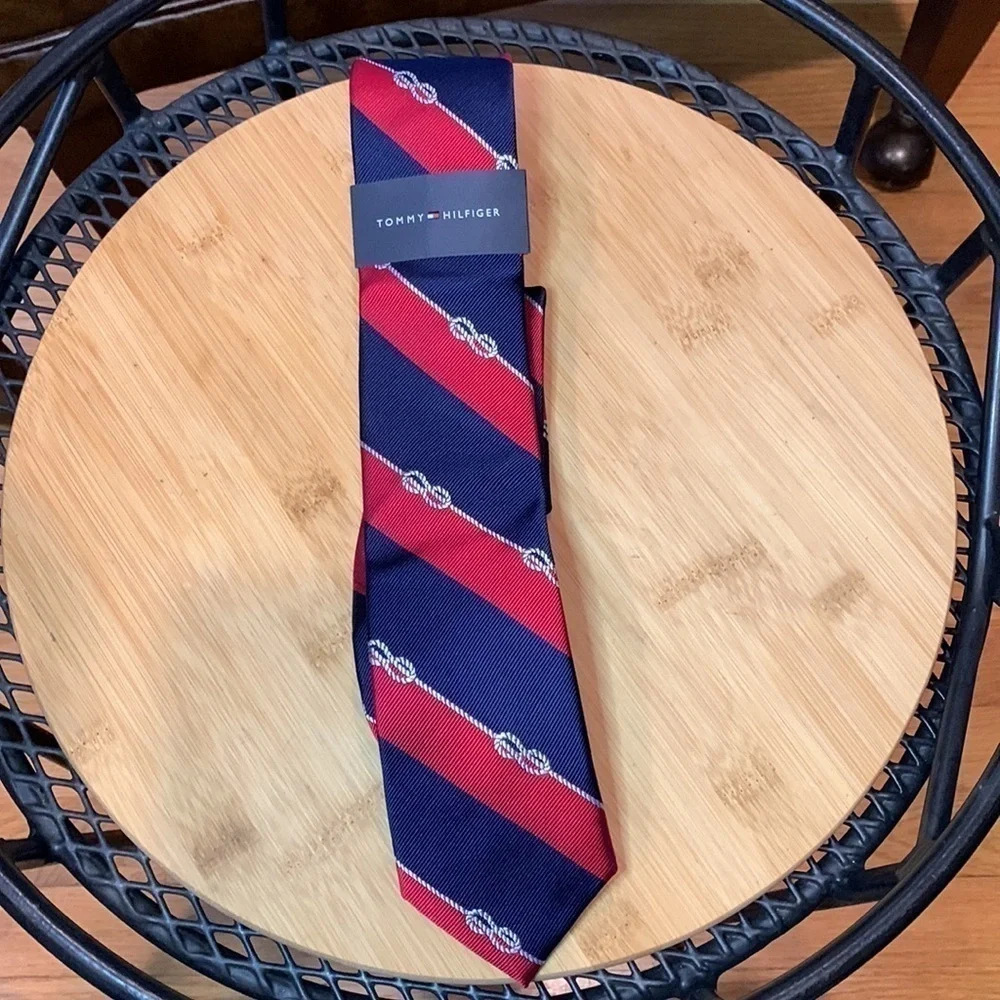 Tommy Hilfiger || NWT Navy Red Rope Print Striped Silk Tie